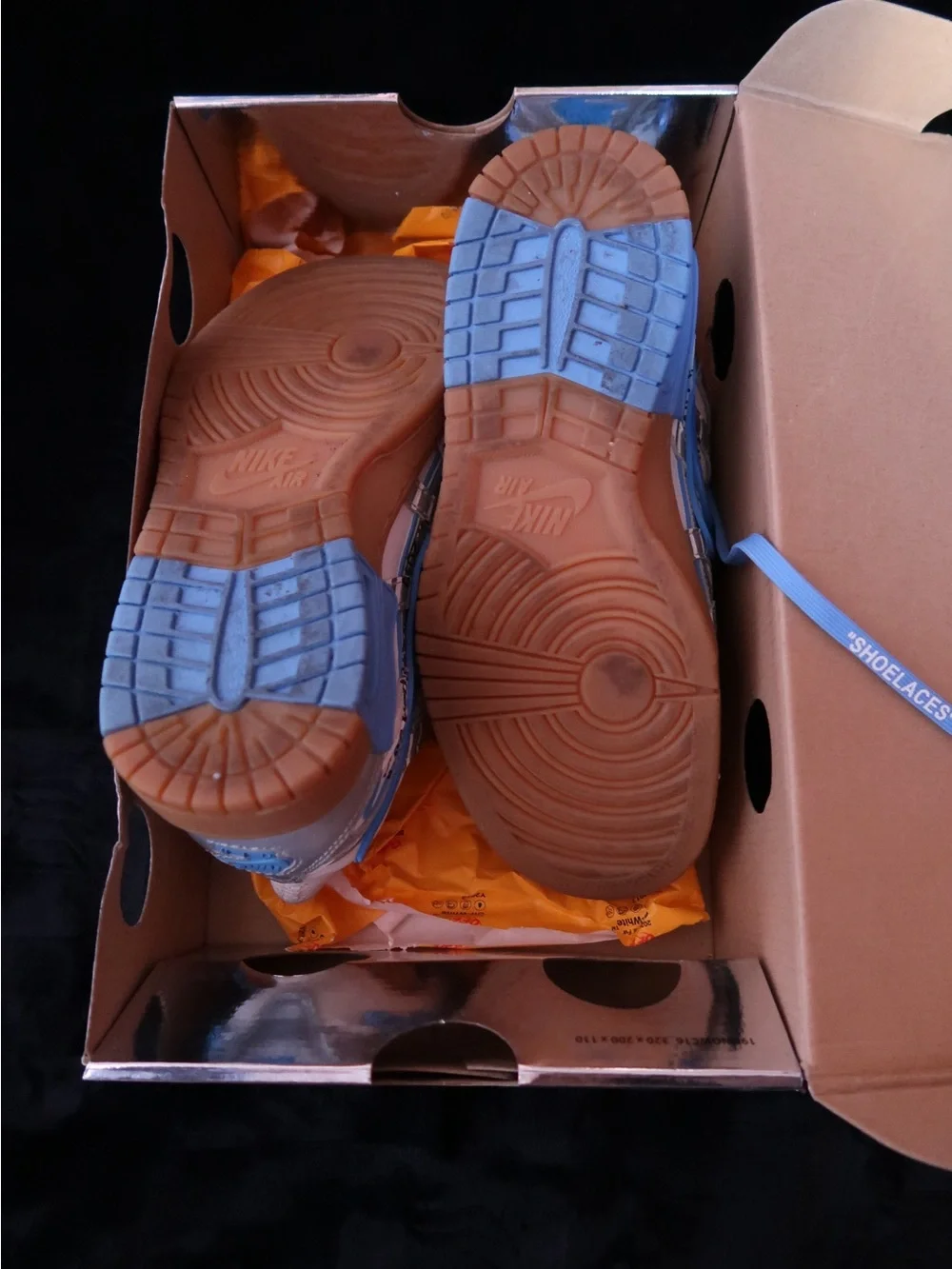 Off-White x Nike Air Rubber Dunk 'University Blue'